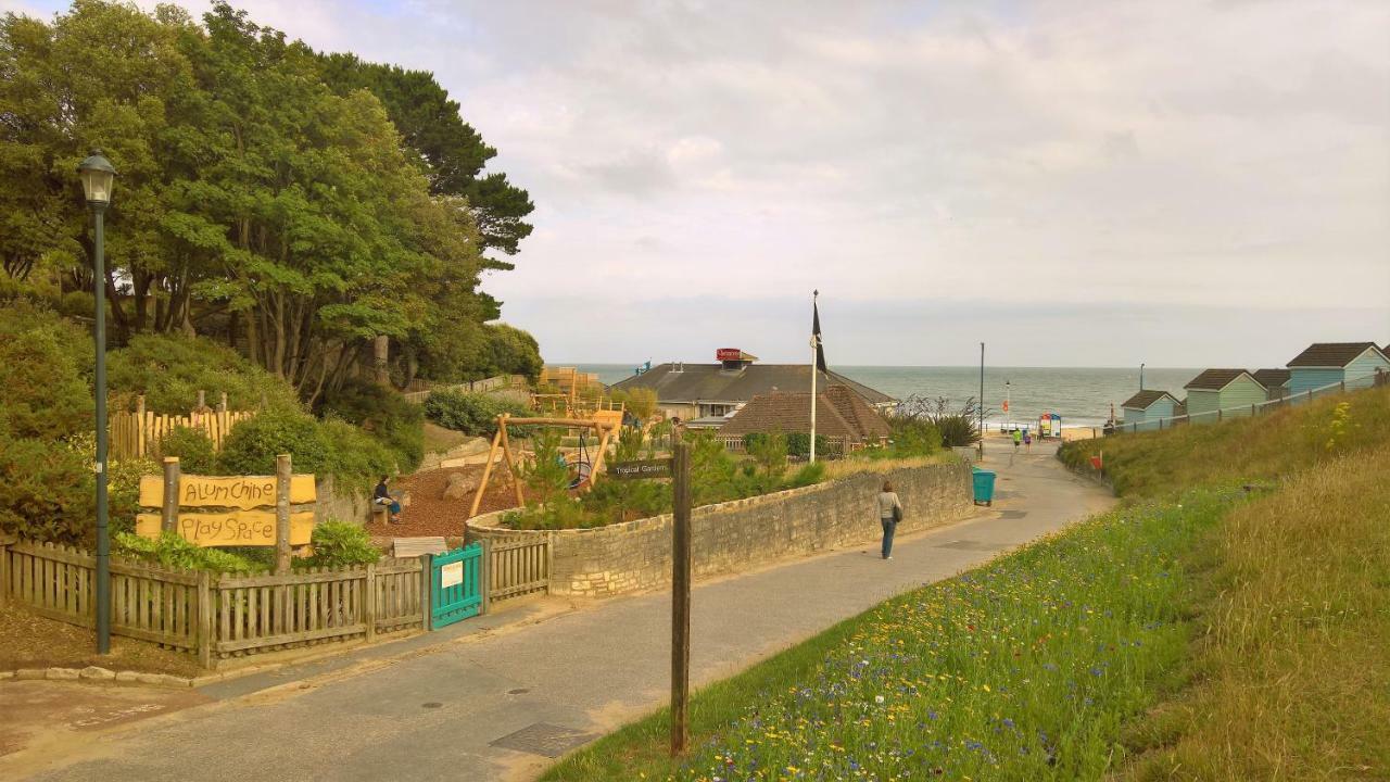 Alum Chine Log Cabin Villa Bournemouth Exterior foto